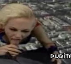 imagen superwoman haciendo mamadas