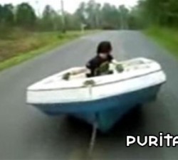 imagen una lancha de carretera
