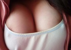 mostrando tetas