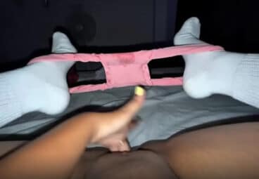 la puta deja las bragas para tirar a la basura