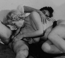 fotos retro de una familia muy viciosa